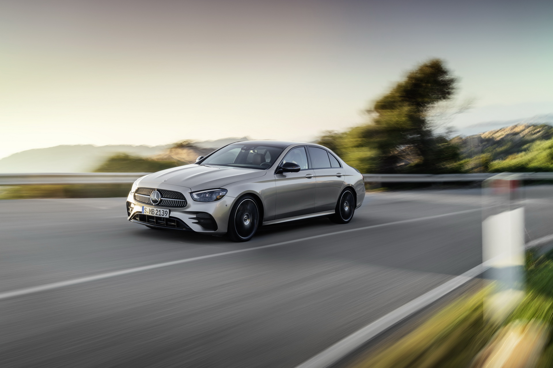 2020-mercedes-benz-e-class-facelift-4.jpg