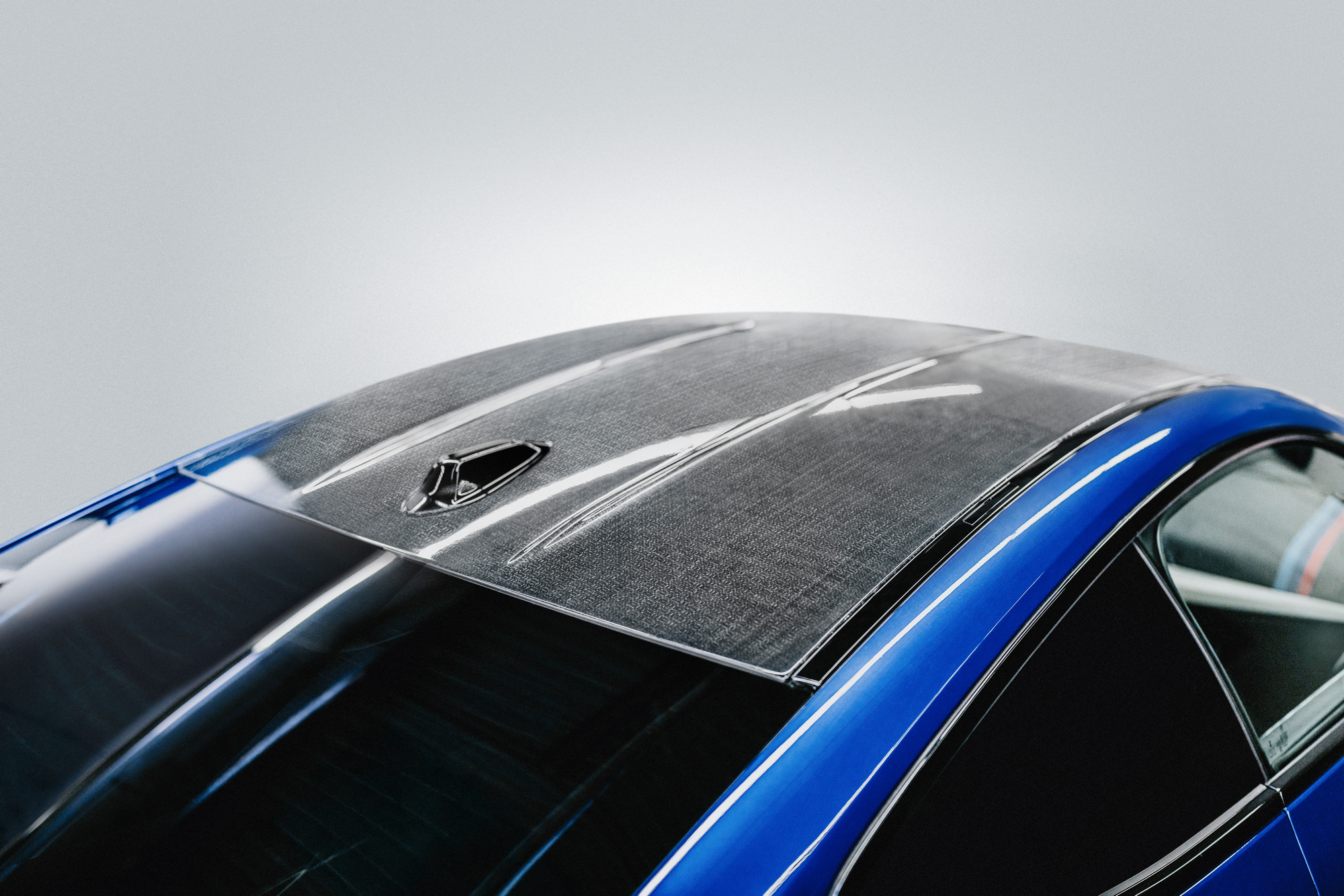 BMW naravni kompozit_2.jpg
